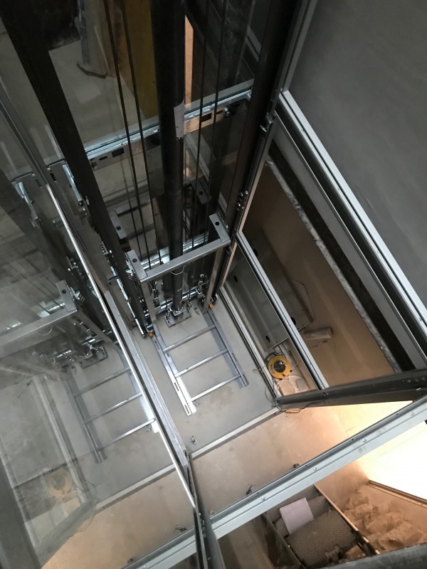 Installation ascenseur privatif dans un immeuble particulier à Apt (84 Vaucluse)